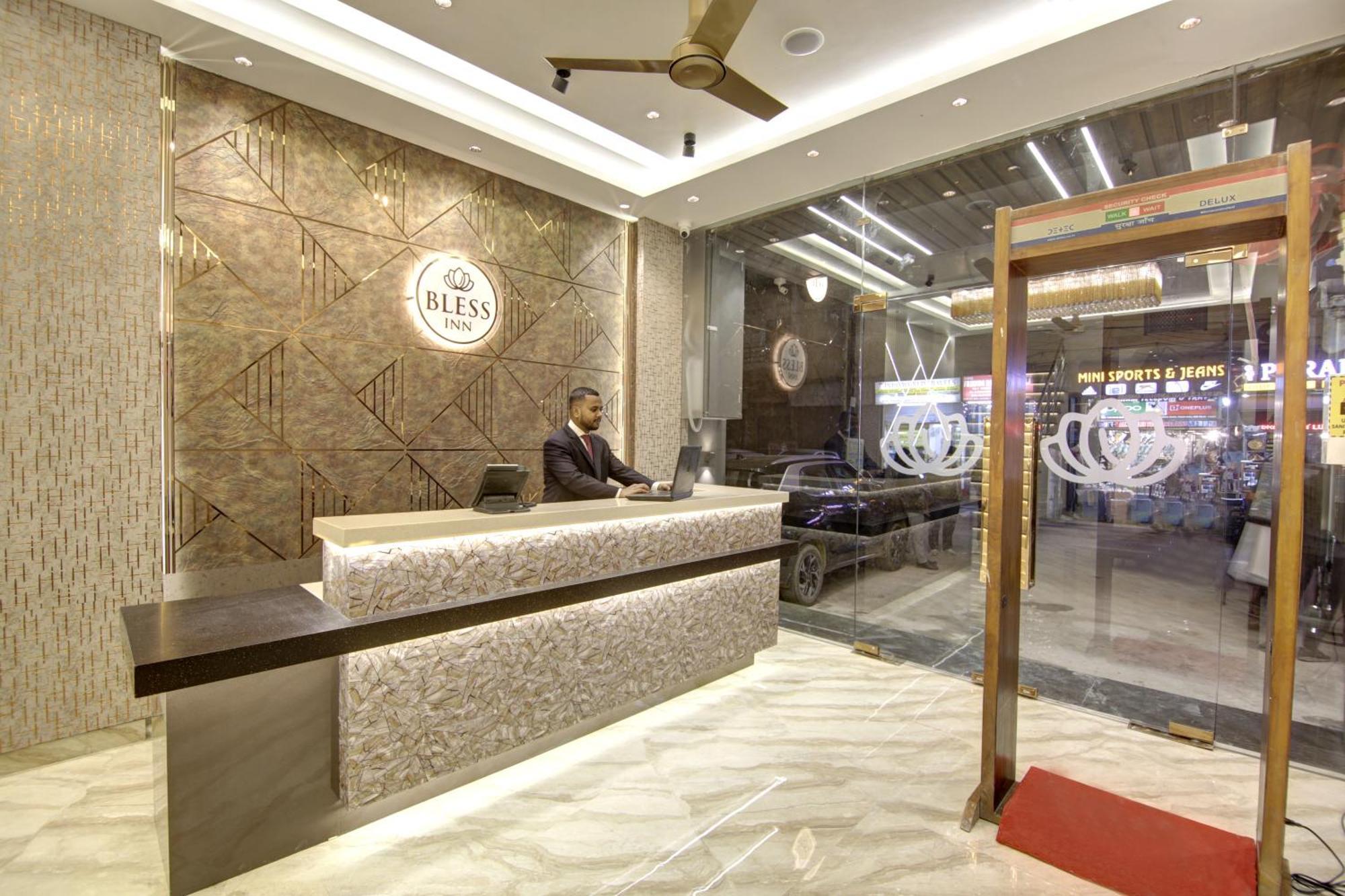 Bless Inn - Near Connaught Place New Delhi Extérieur photo