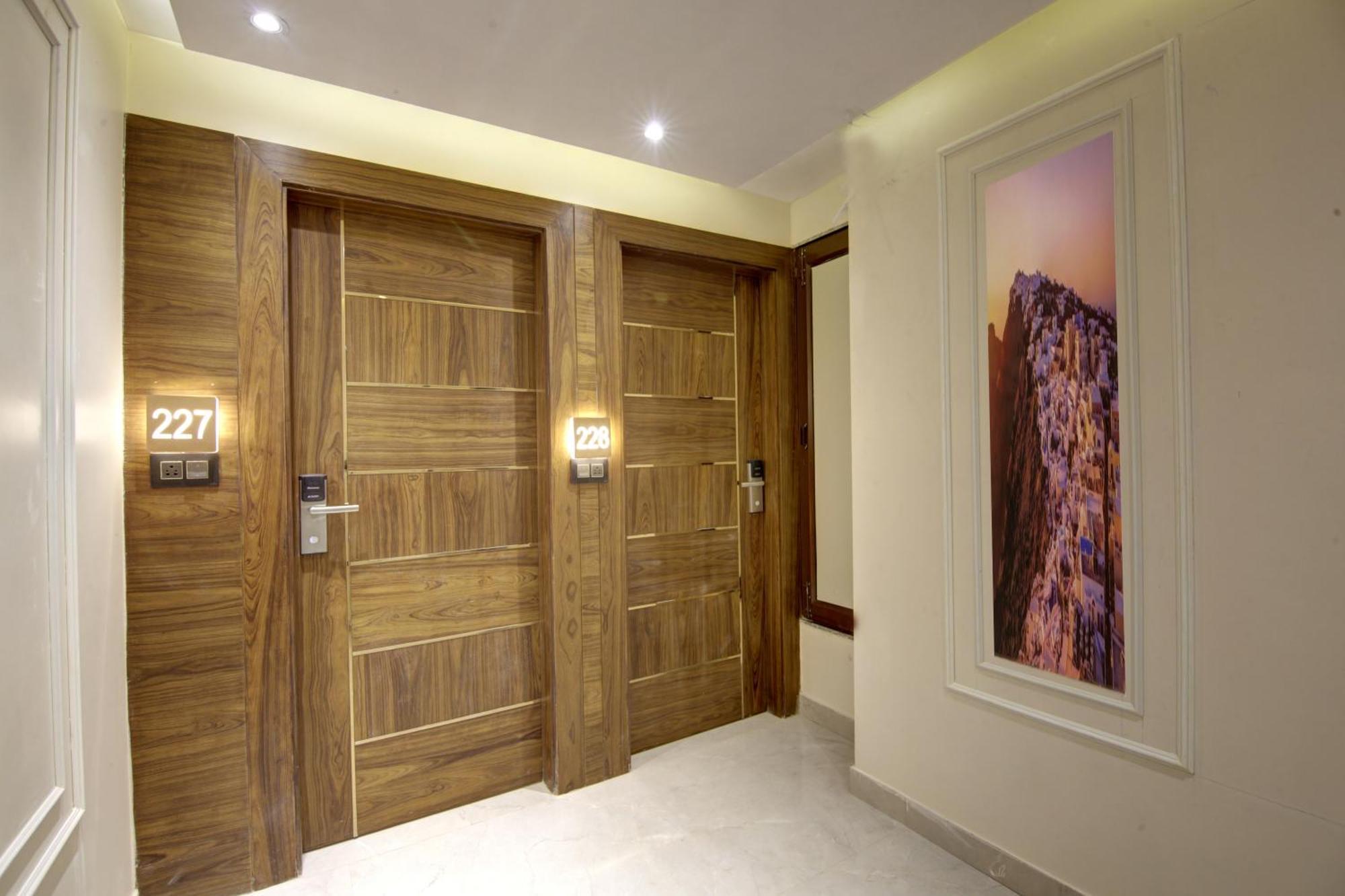 Bless Inn - Near Connaught Place New Delhi Extérieur photo